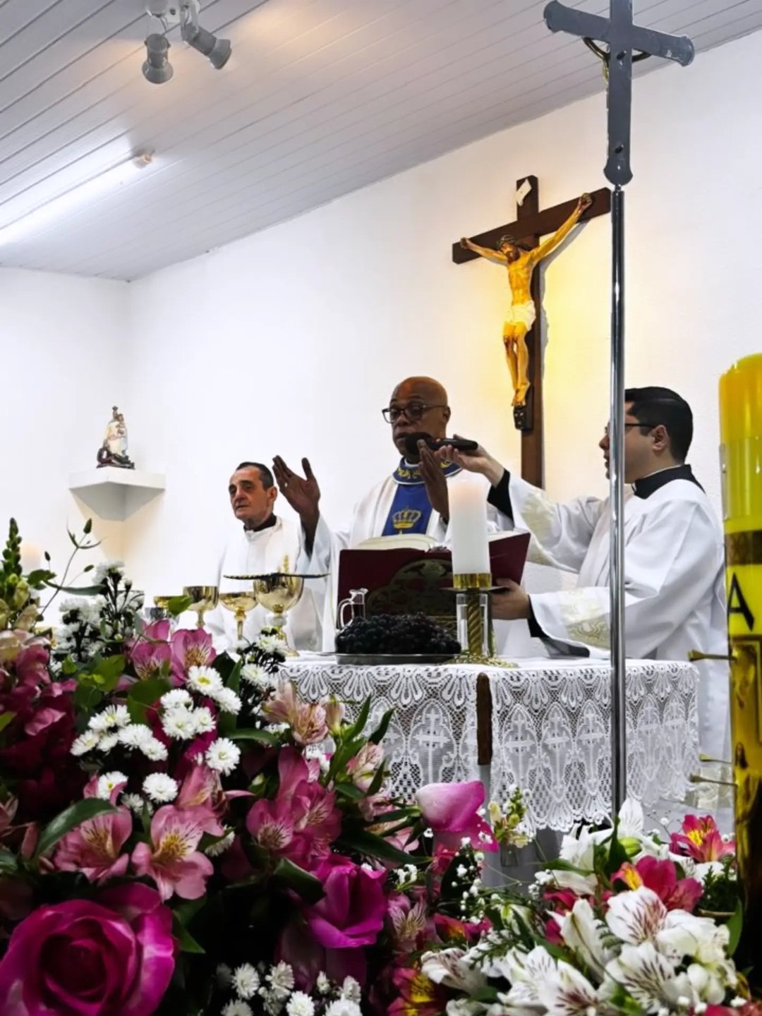 Santa Missa no altar